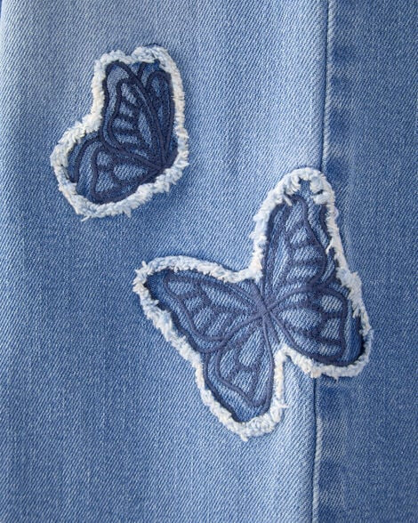 OshKosh B'gosh| Girls Baggy Butterfly Embroidered Jeans | Jeans tipo Baggy con diseño de mariposa.