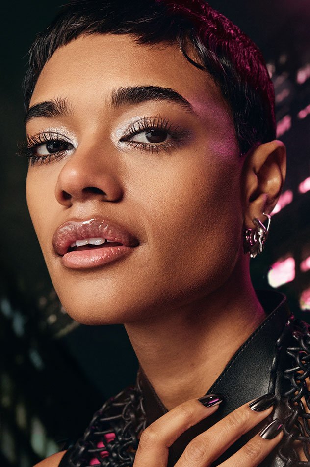 𝐌𝐀𝐘𝐁𝐄𝐋𝐋𝐈𝐍𝐄                        Máscara de pestañas lavable                                May9