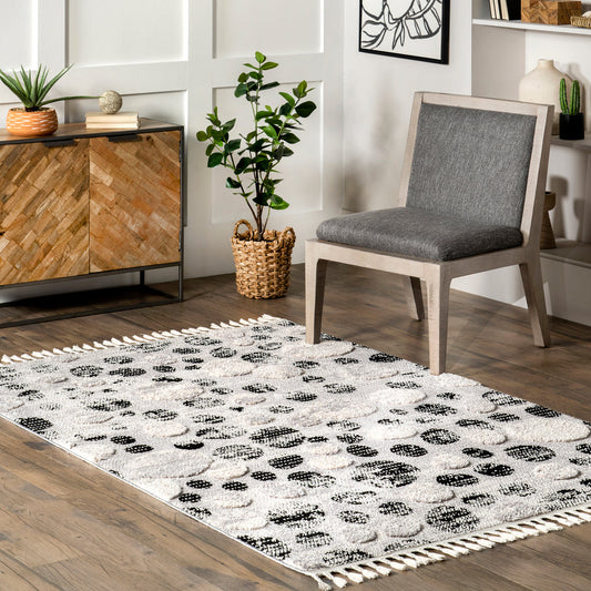 𝐍𝐔𝐋𝐎𝐎𝐌           Alfombra moderna con borlas de guijarros Carli        NU028