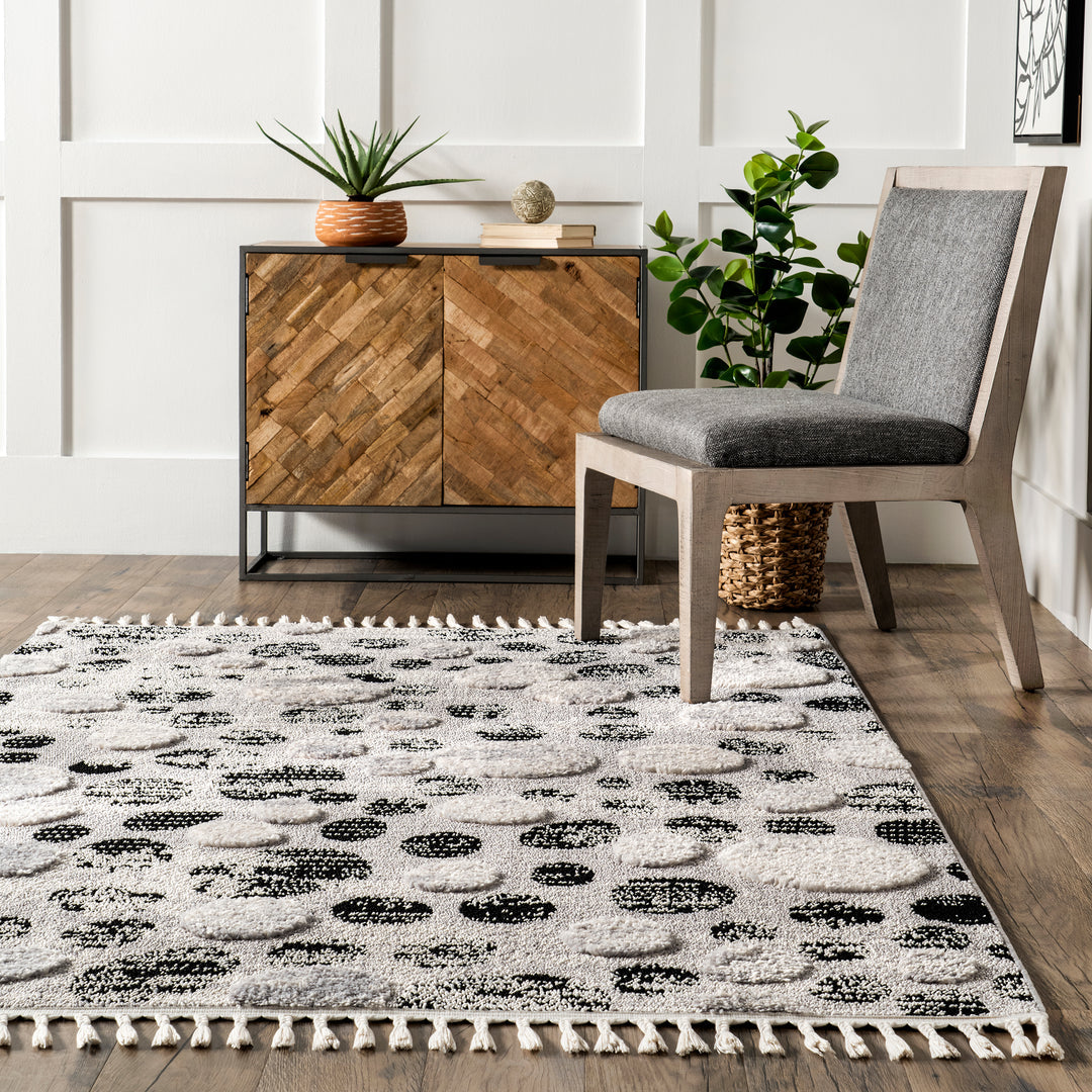 šššššš Alfombra moderna con borlas de guijarros Carli NU028