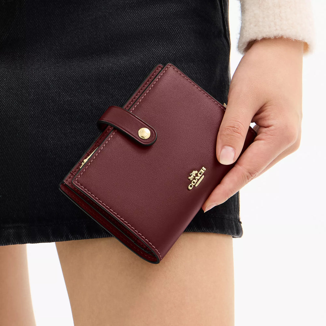 𝐂𝐎𝐀𝐂𝐇                 Cartera 2 en 1      CU0018