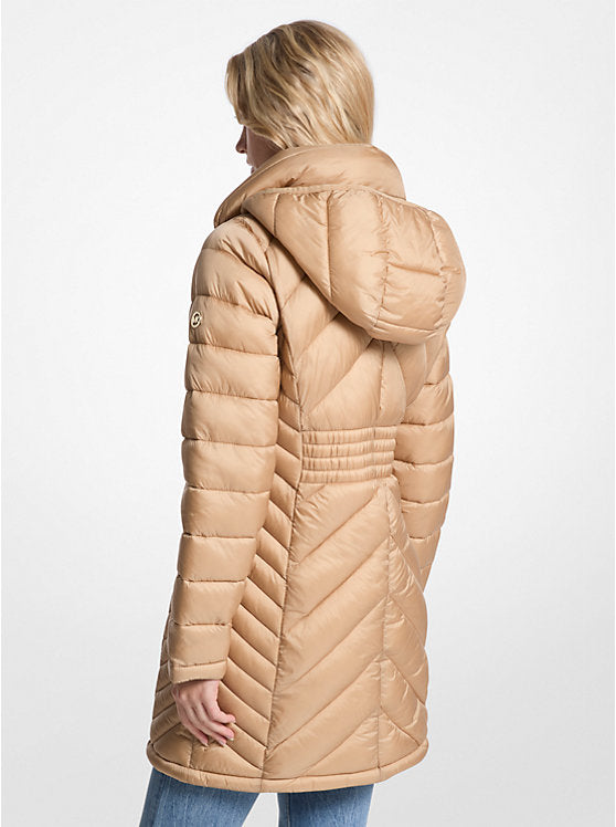 ššššššš šššš    Abrigo acolchado de nailon plegable    MK0060