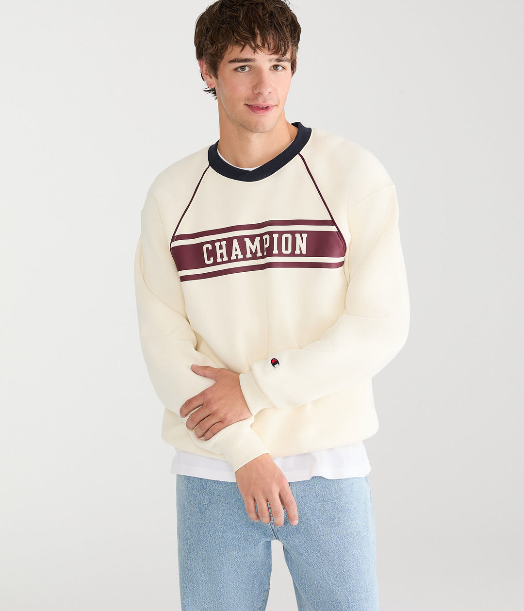 𝐂𝐇𝐀𝐌𝐏𝐈𝐎𝐍                        Sudadera con capucha y bloques de color Champion
MSM19