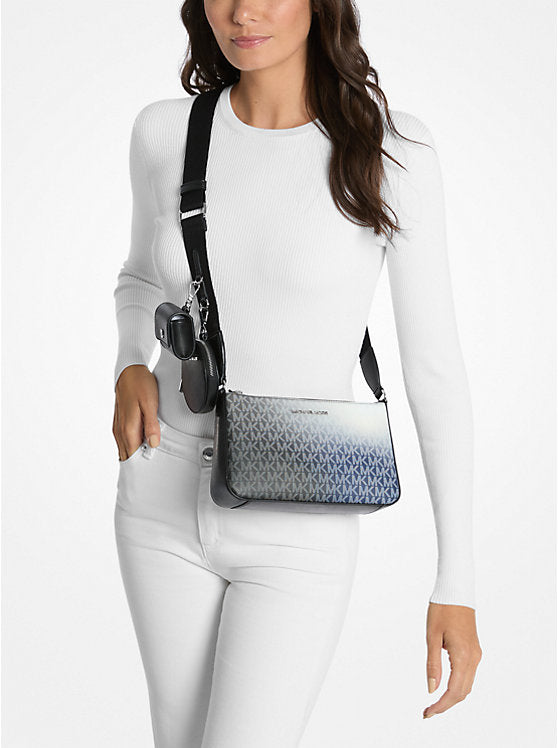 𝐌𝐈𝐂𝐇𝐀𝐄𝐋 𝐊𝐎𝐑𝐒     Bolso bandolera Jet Set pequeño con logo de la firma ombré y funda para Apple Airpods Pro. MK0039