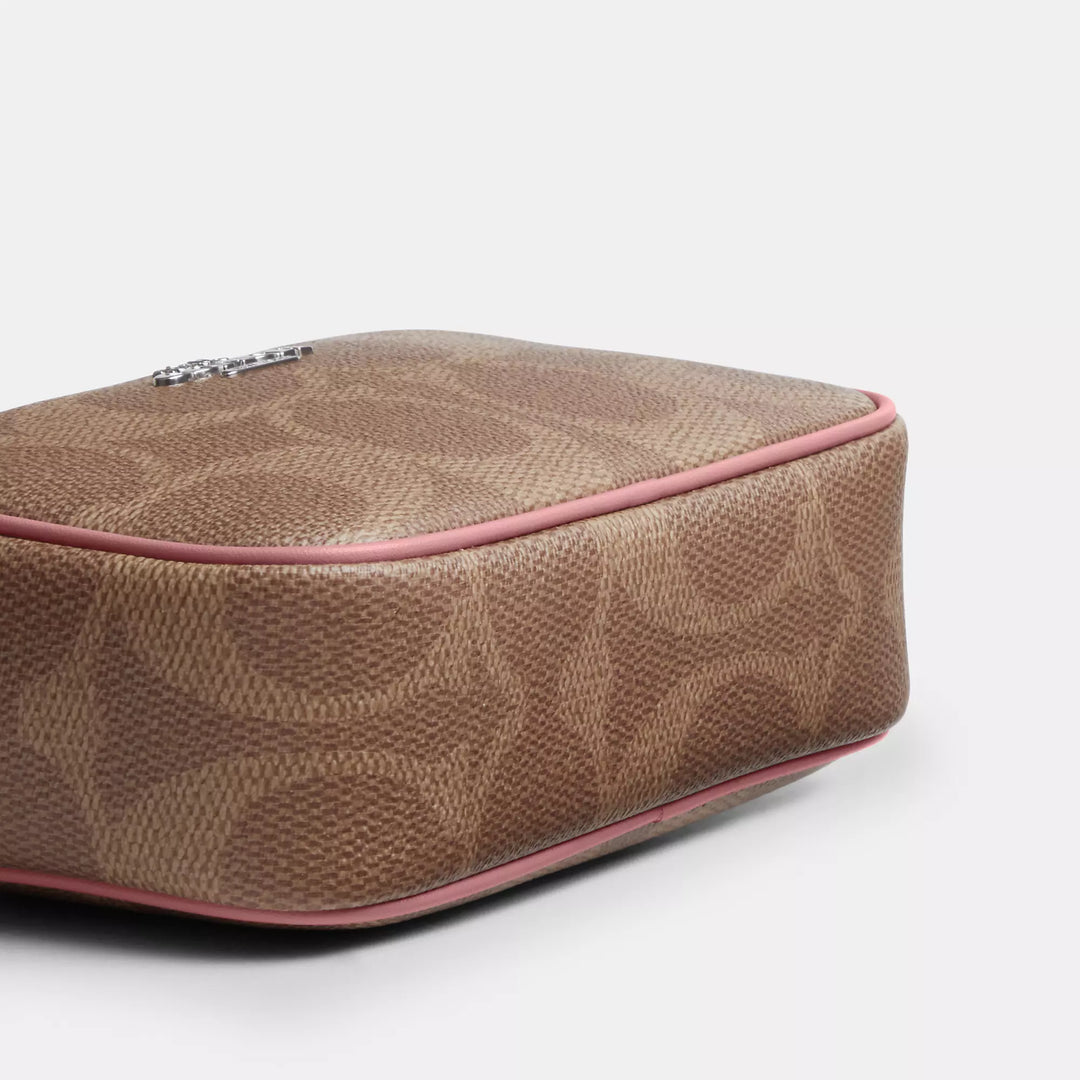 𝐂𝐎𝐀𝐂𝐇                     Bolso para cámara mini Jamie en lona maxi de la firma                       CO006