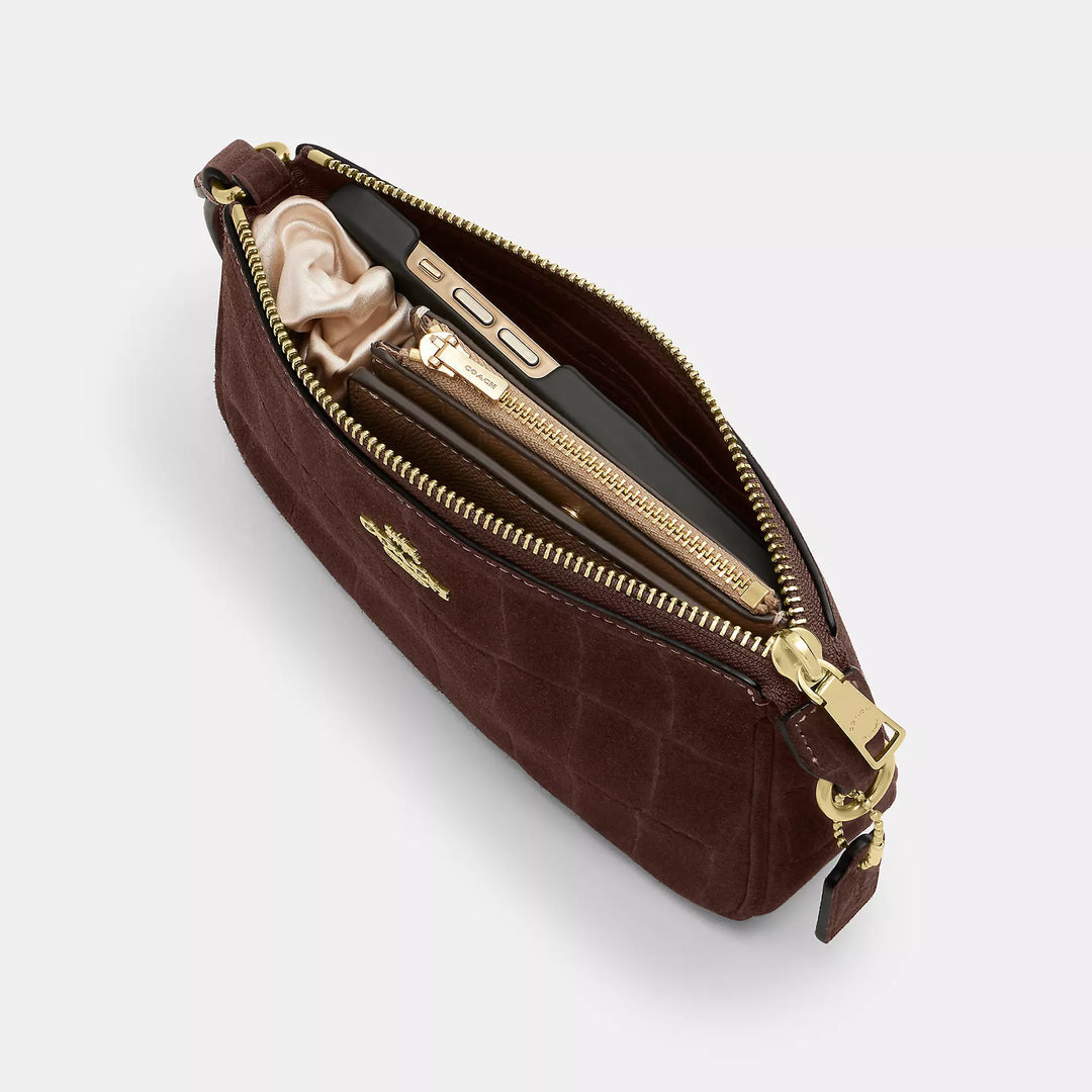 𝐂𝐎𝐀𝐂𝐇                    Nolita 19                 CO007