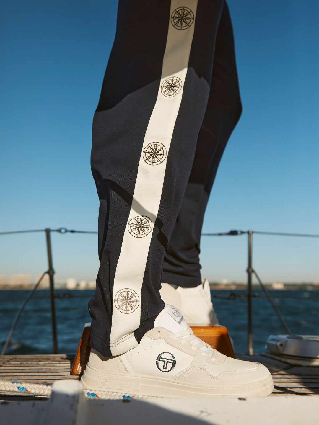 𝐒𝐄𝐑𝐆𝐈𝐎 𝐓𝐀𝐂𝐂𝐇𝐈𝐍𝐈  pantalón de chándal bussola            TAC16