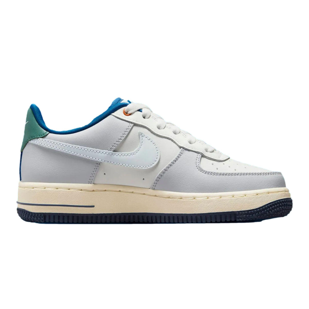 𝐍𝐈𝐊𝐄Air  Force 1 Lv8 Sail/White-Coconut Milk HM3721-111 - Escuela primaria.NI02