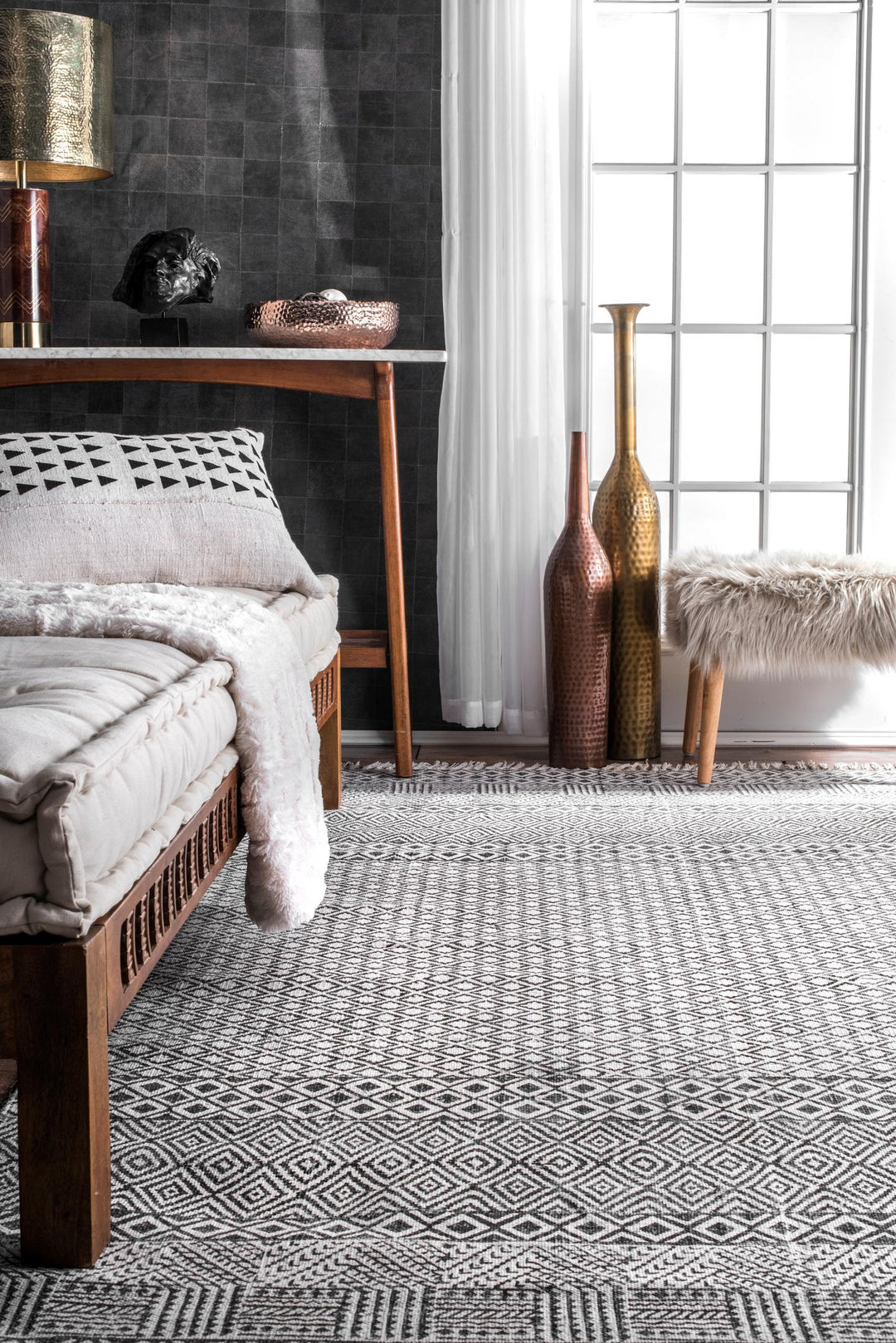 𝐍𝐔𝐋𝐎𝐎𝐌           Alfombra Ammie hecha a mano                        NU03