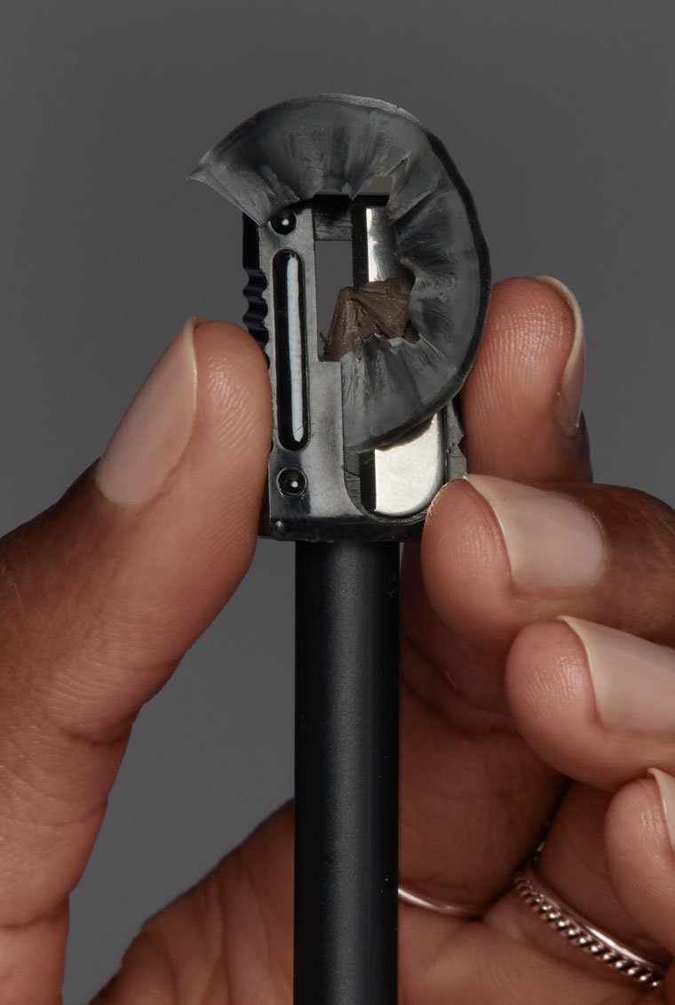 𝐌𝐀𝐘𝐁𝐄𝐋𝐋𝐈𝐍𝐄                              El  LÁPIZ PARA CEJAS RESISTENTE AL AGUA CON UNA DURACIÓN DE HASTA 36 HORAS 
May25