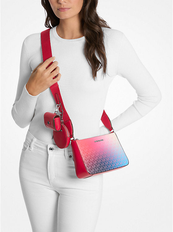 𝐌𝐈𝐂𝐇𝐀𝐄𝐋 𝐊𝐎𝐑𝐒     Bolso bandolera Jet Set pequeño con logo de la firma ombré y funda para Apple Airpods Pro. MK0039