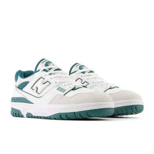 𝐍𝐄𝐖 𝐁𝐀𝐋𝐀𝐍𝐂𝐄                       Zapatillas 550 BB550STA para hombre, de piel blanca y verde azulado, de caña baja, para el día a día.