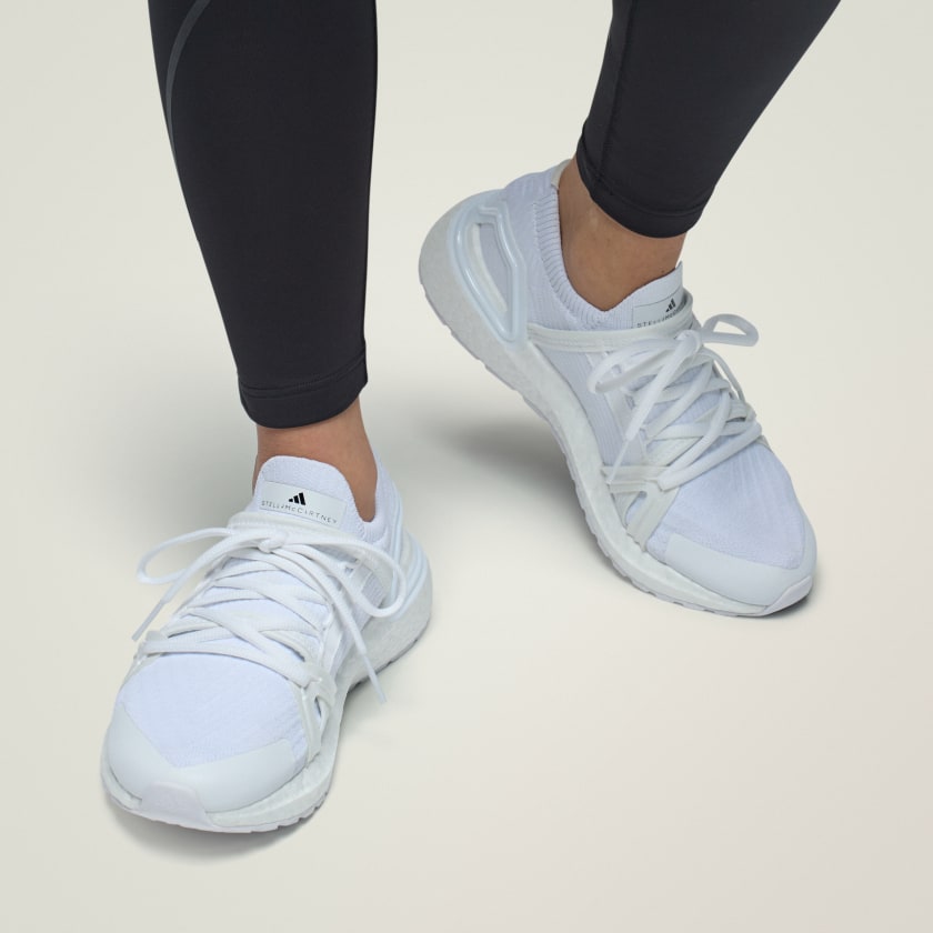 𝐀𝐝𝐢𝐝𝐚𝐬                            Zapatillas Ultraboost DNA de Stella McCartney para mujer