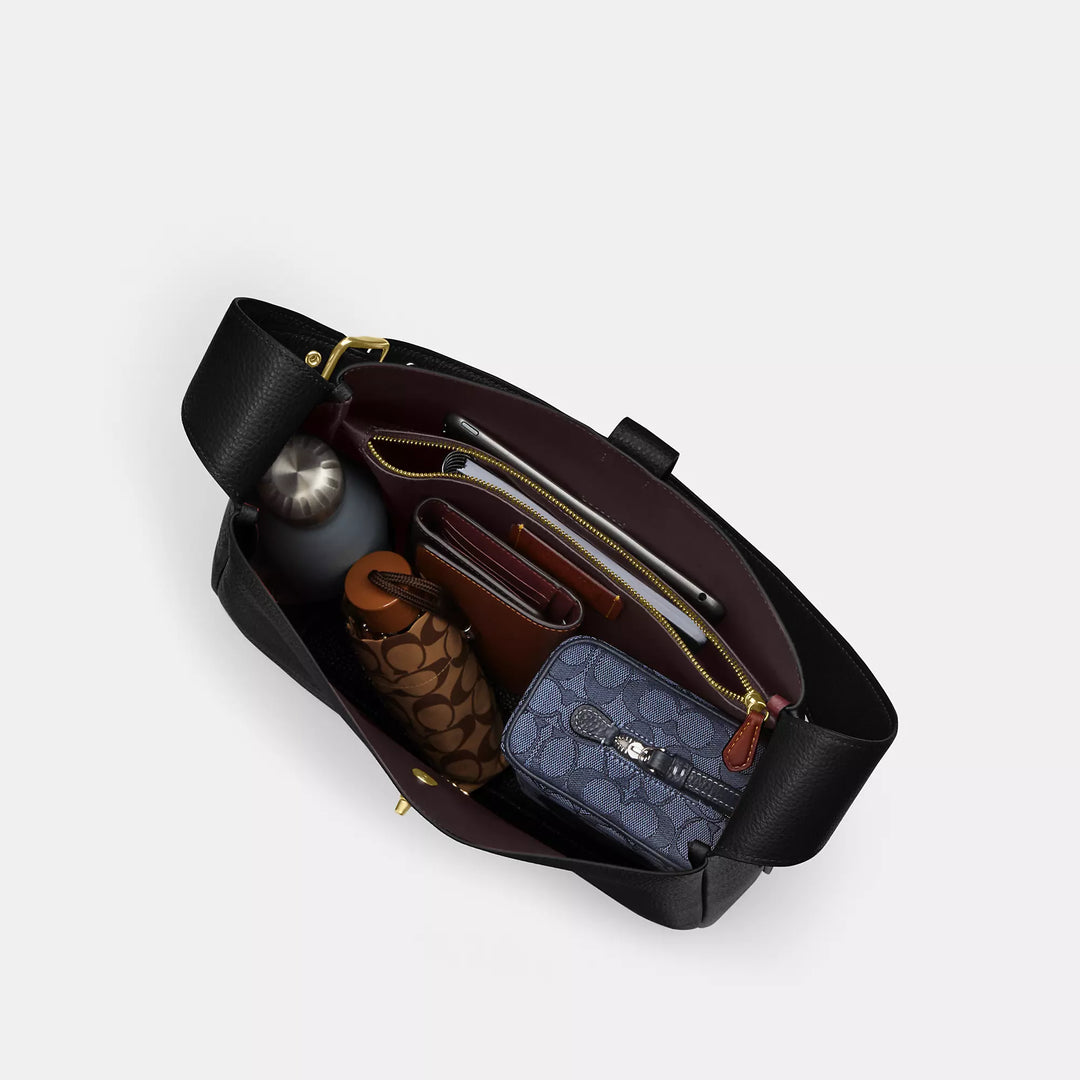 𝐂𝐎𝐀𝐂𝐇                     Bolso de hombro grande Hadley                    CO008