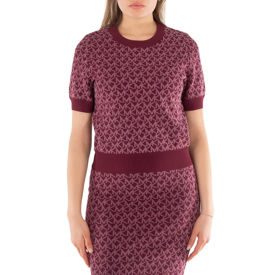 𝐌𝐈𝐂𝐇𝐀𝐄𝐋 𝐊𝐎𝐑𝐒    Suéter de manga corta con logo jacquard, talla pequeña              MK0050