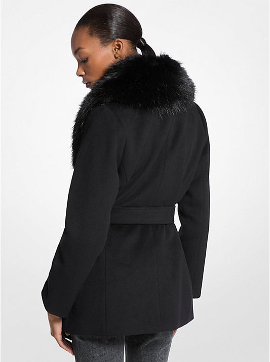 𝐌𝐈𝐂𝐇𝐀𝐄𝐋 𝐊𝐎𝐑𝐒    Abrigo de mezcla de lana con ribete de piel sintética               MK0061